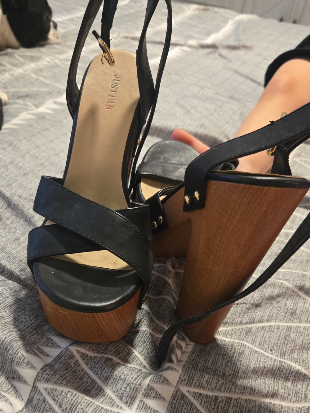 JustFab Black Platform Sandals with Brown Wood-Look Heel